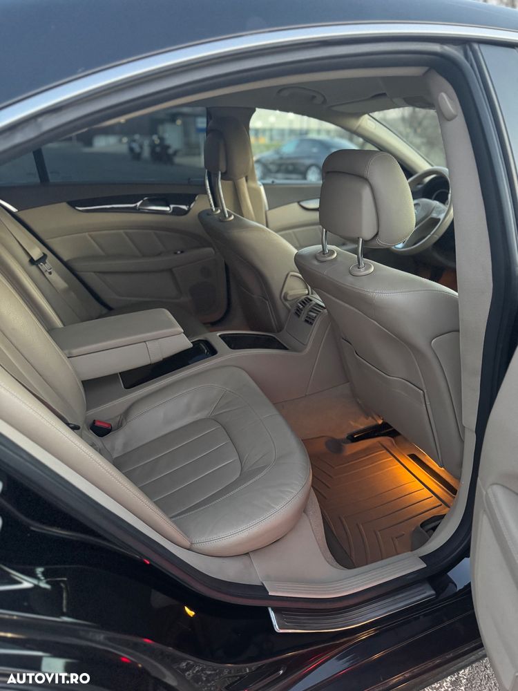 Mercedes-Benz CLS 250 CDI DPF BlueEFFICIENCY 7G-TRONIC - 28