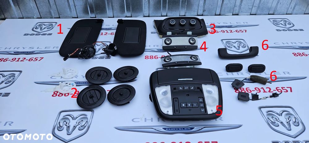 Dodge Durango III LIFT 2021-2025 Słoneczki Osłona przeciwsłoneczna Oświetlenie kabiny kierowcy Lampka podświetlenia Panel sterowania klimatyzacją Panel nawiewu - 1