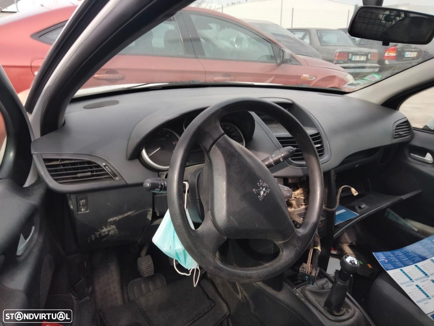 Peugeot 207 1.4 HDI de 2007 disponível para peças - 7