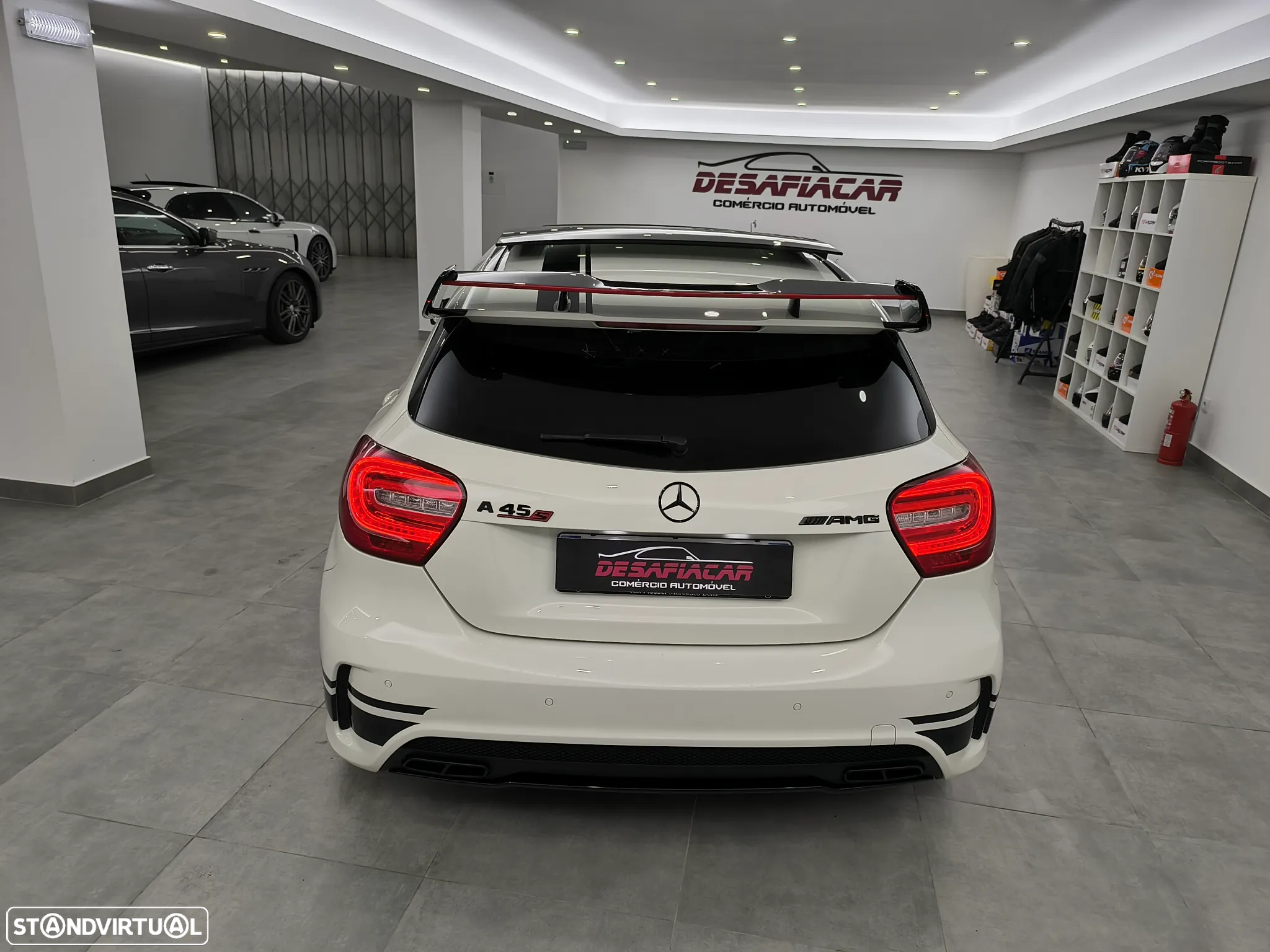 Mercedes-Benz A 45 AMG 4Matic Speedshift 7G-DCT - 7