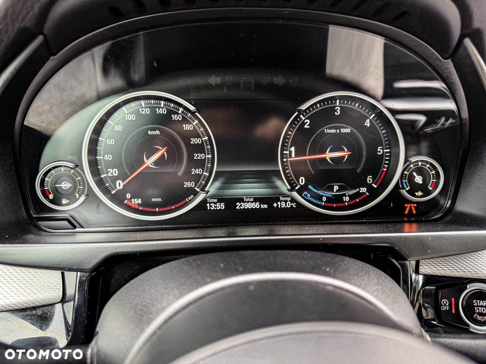BMW X5 xDrive25d sport - 33