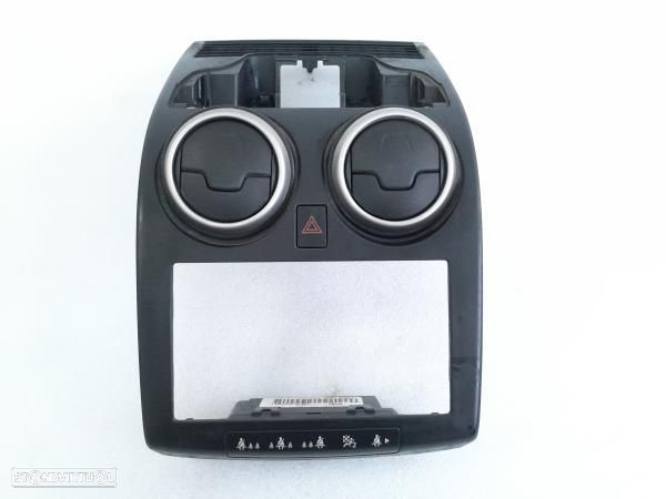 Moldura / Estrutura Consola Central / Rádio Nissan Qashqai / Qashqai + - 1