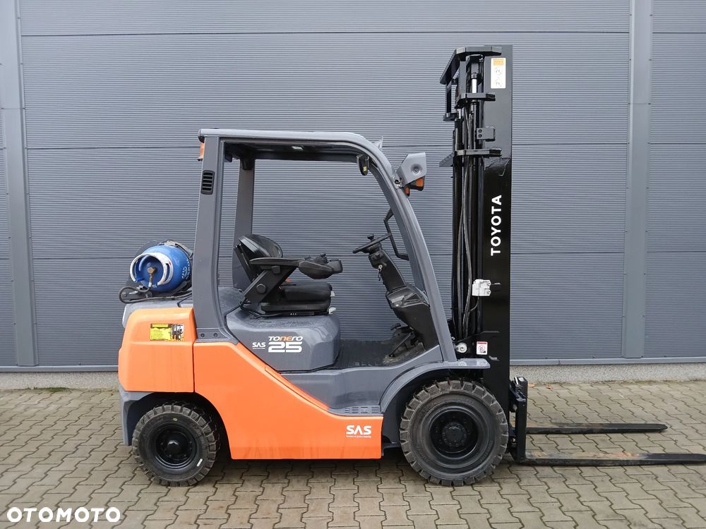 Toyota 02-8FGF25 - 2