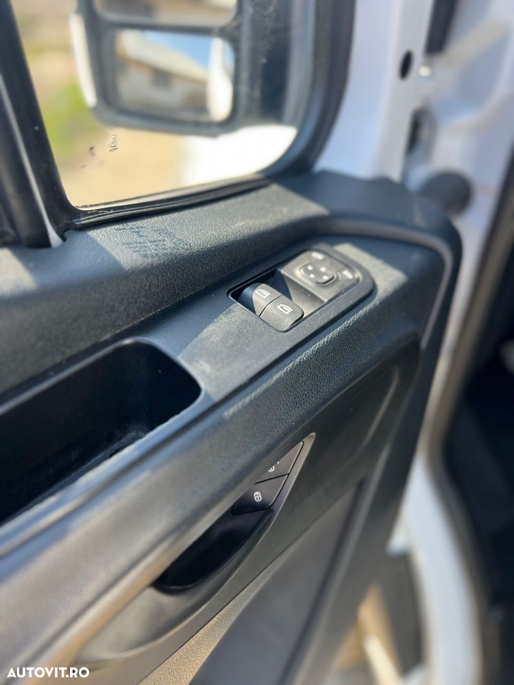 Mercedes-Benz Sprinter 906.235 - 9