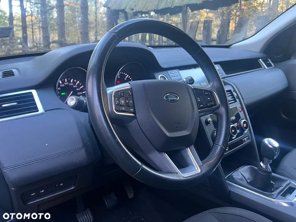 Land Rover Discovery Sport - 22