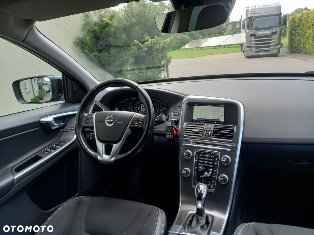 Volvo XC 60 D4 Geartronic Summum - 26