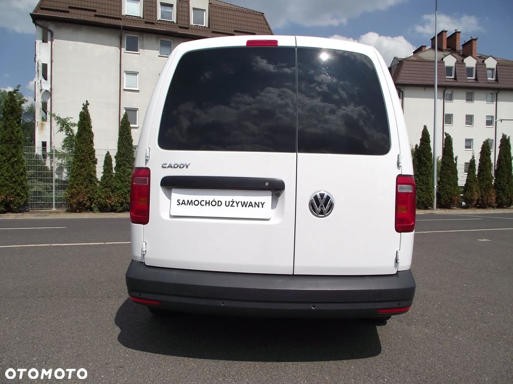 Volkswagen CADDY MAXI - 9