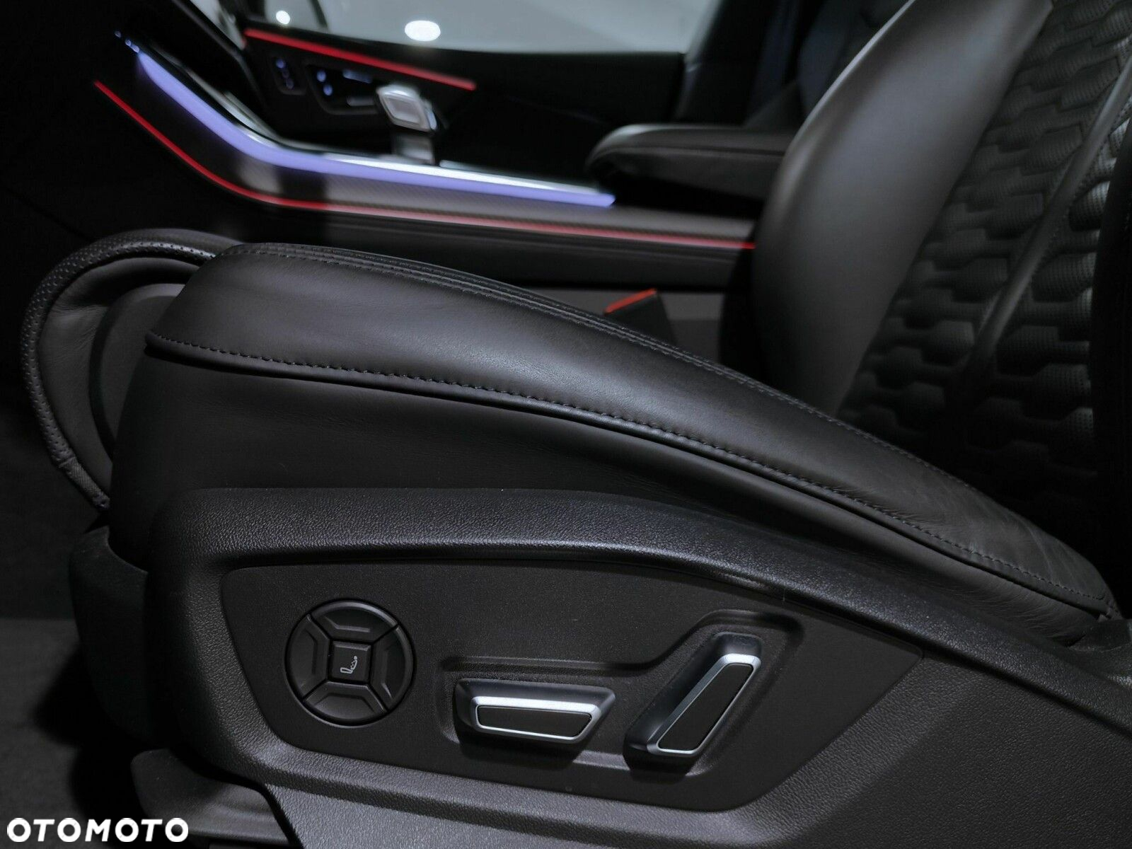 Audi RS Q8 - 20