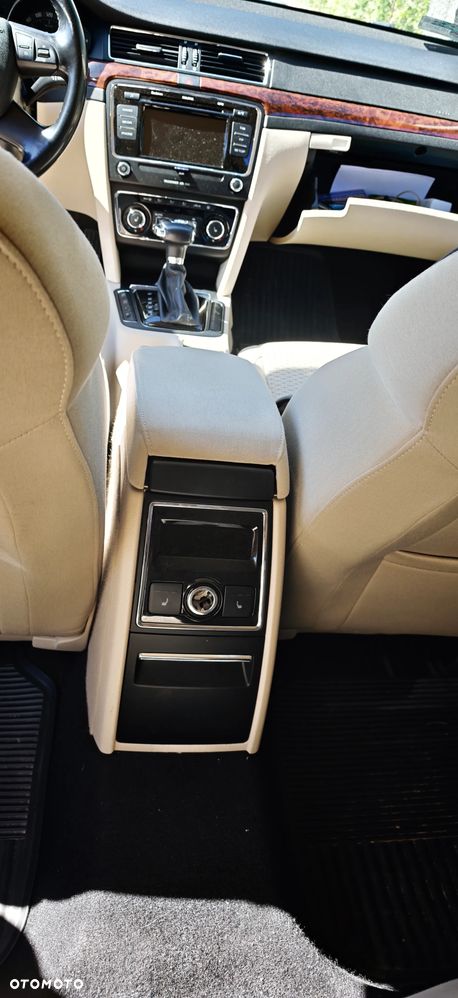 Skoda Superb 1.8 TSI Elegance DSG - 13