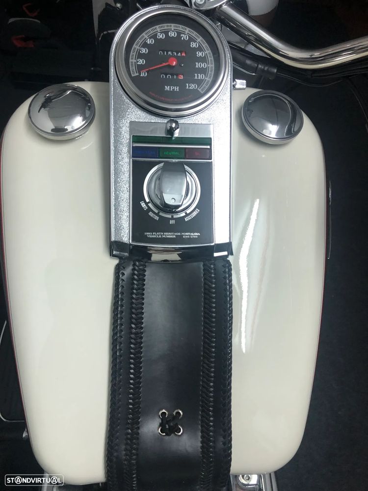 Harley-Davidson FLST FLSTN HERITAGE SOFTAIL NOSTALGIA - 22