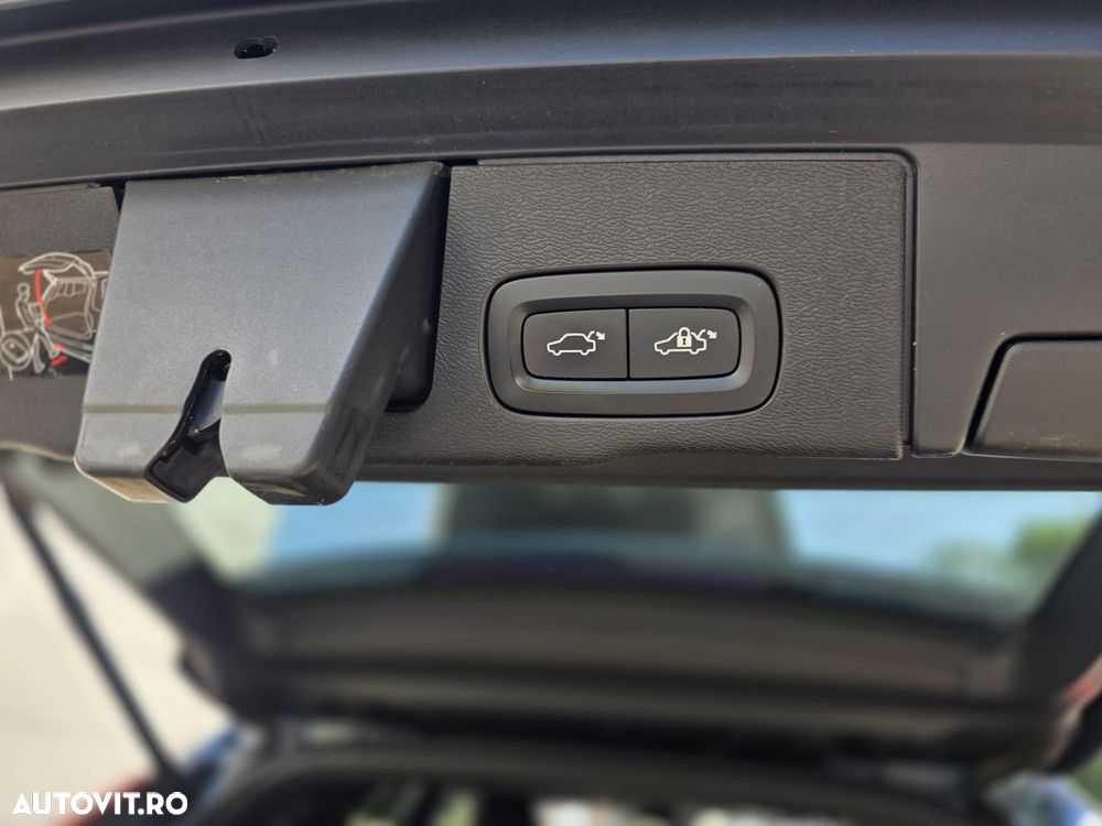 Volvo XC 60 - 34