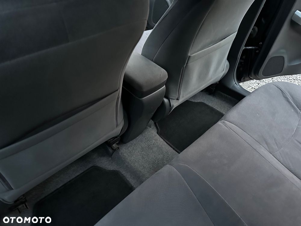 Toyota Prius+ ver--hybrid-sol - 19