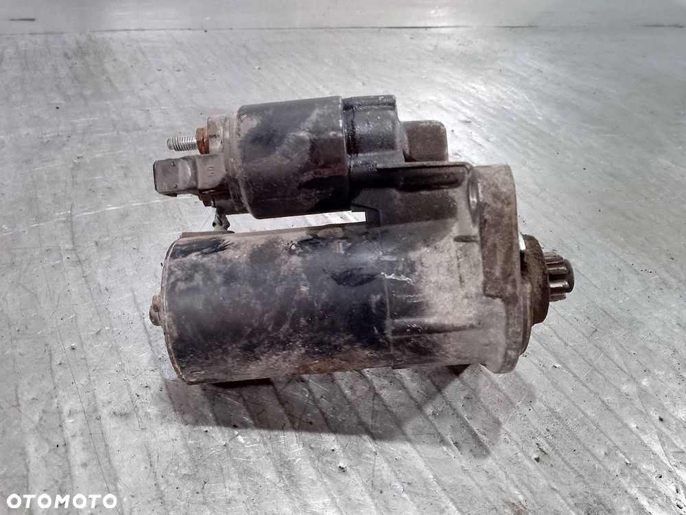 ROZRUSZNIK VW GOLF IV 020911023F  0001121006 1.4 - 3