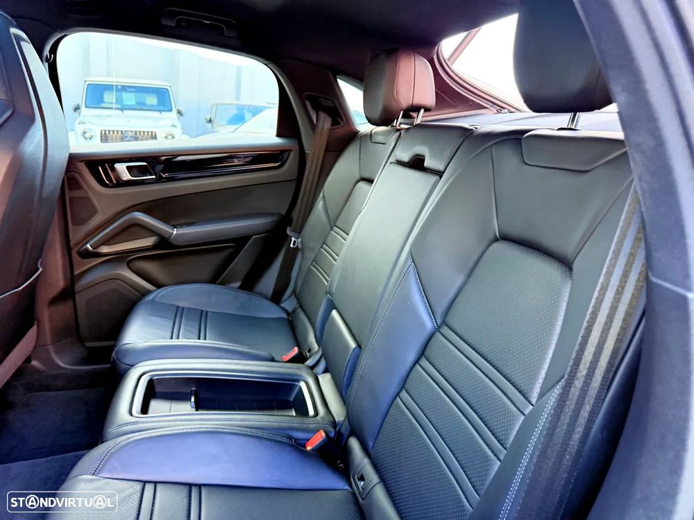 Porsche Cayenne E-Hybrid Tiptronic S - 36