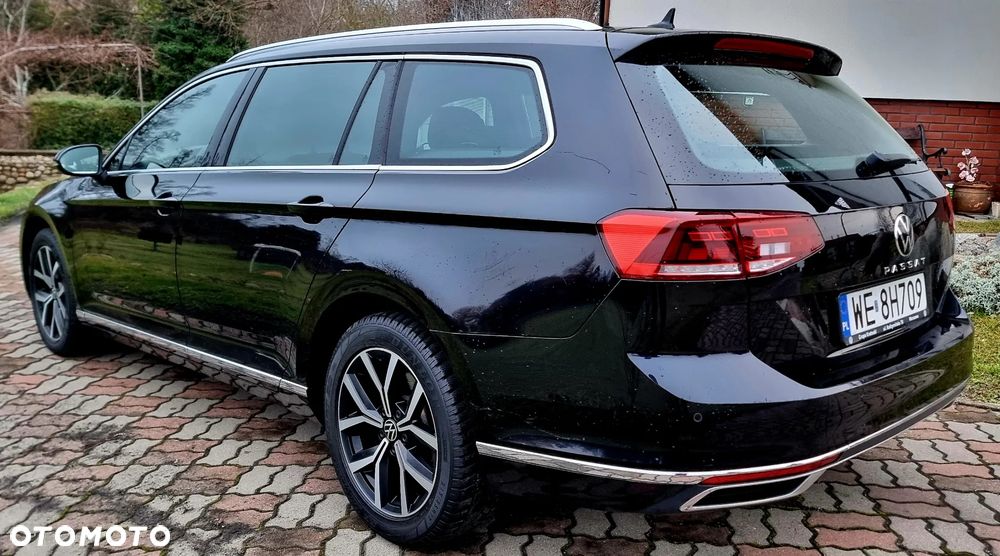 Volkswagen Passat 1.5 TSI EVO Elegance DSG - 3