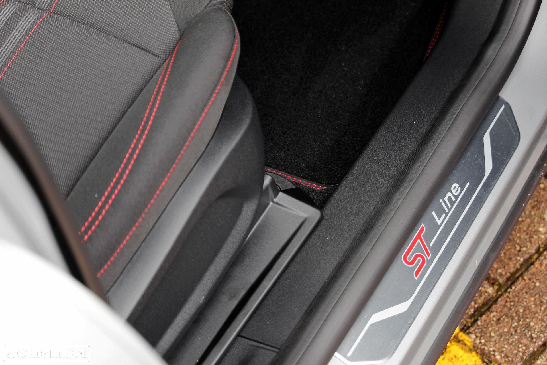Ford Puma 1.0 EcoBoost MHEV ST-Line - 12