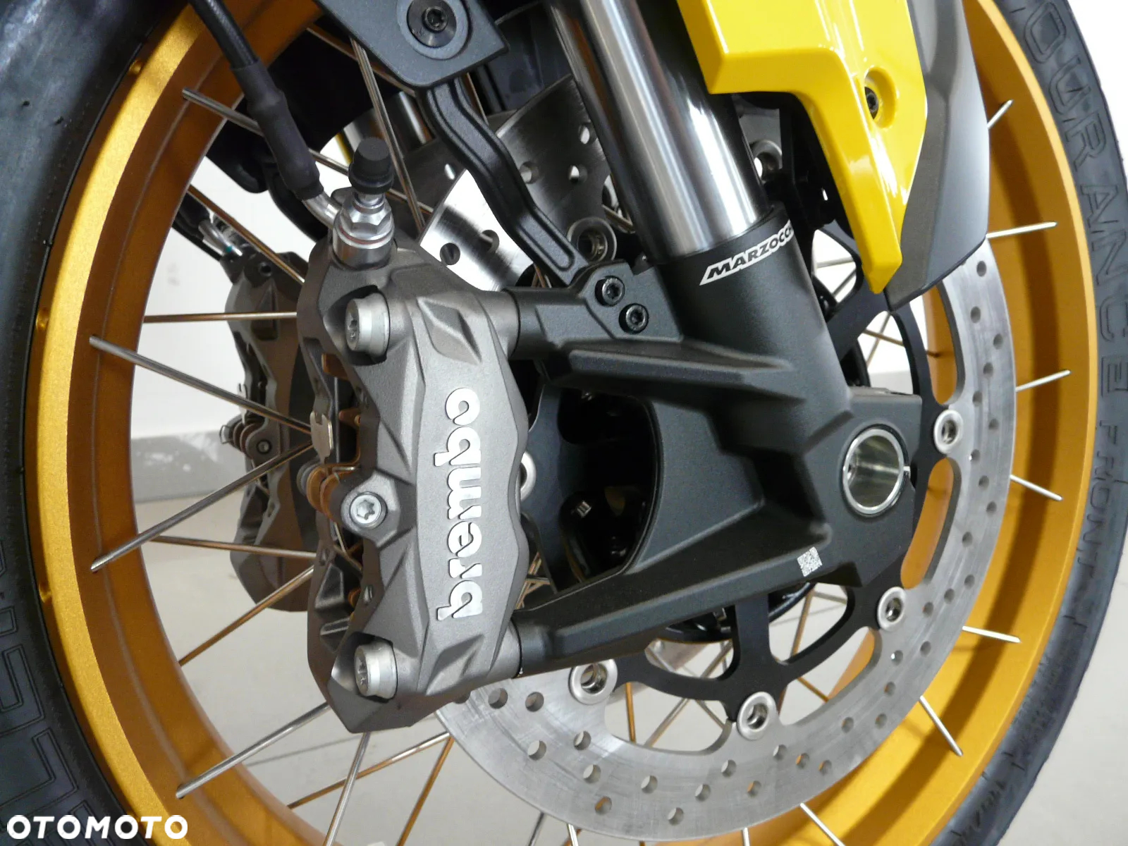 QJMOTOR SVT 650X - 9