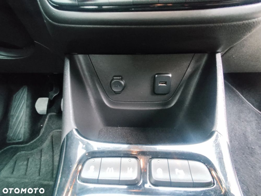 Opel Crossland X 1.2 T Enjoy S&S - 25