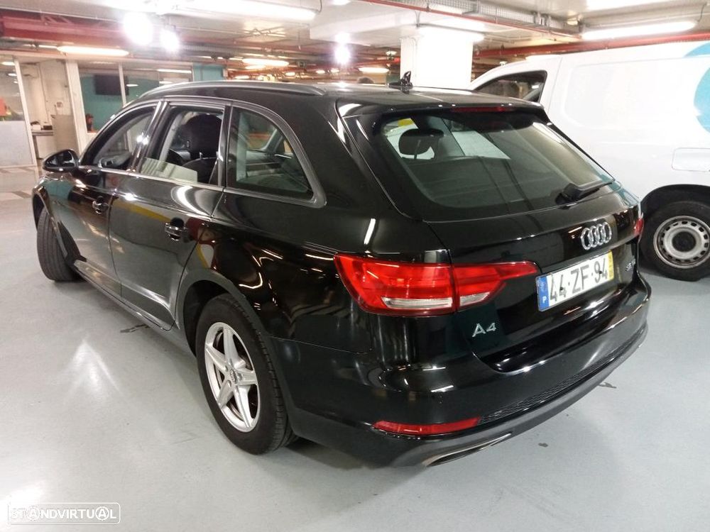 Audi A4 Avant 35 TDI S tronic - 2