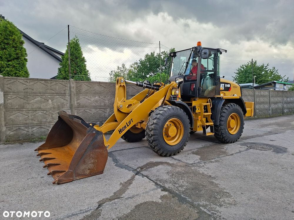 Caterpillar CAT 914 M - 9