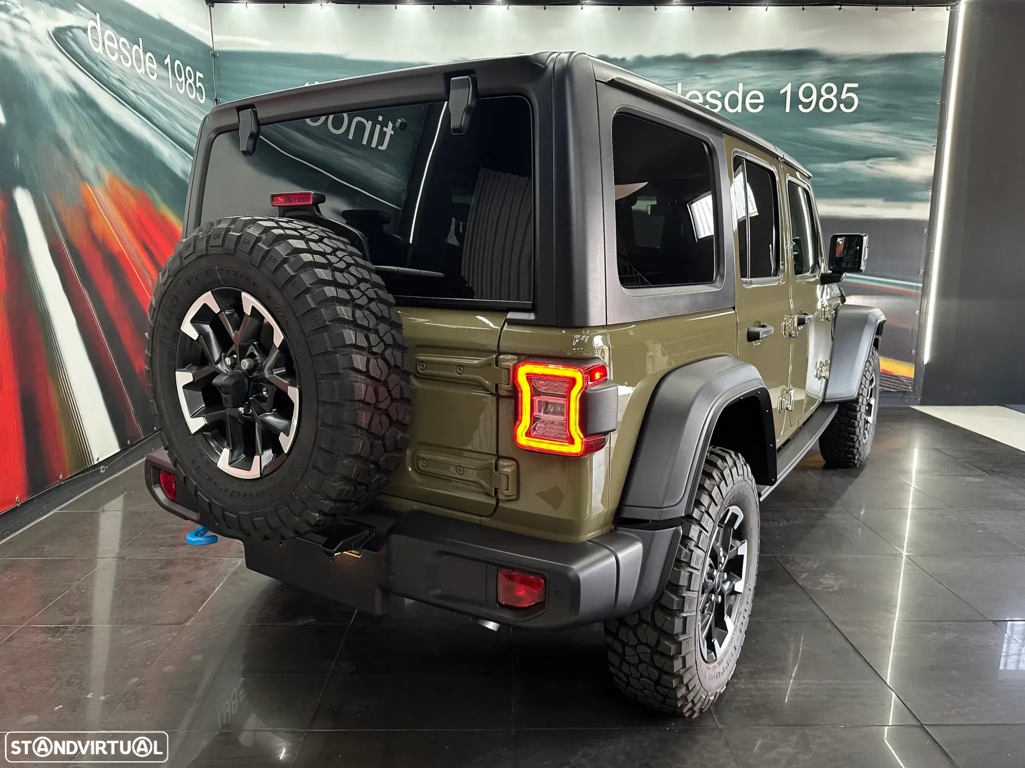 Jeep Wrangler - 5