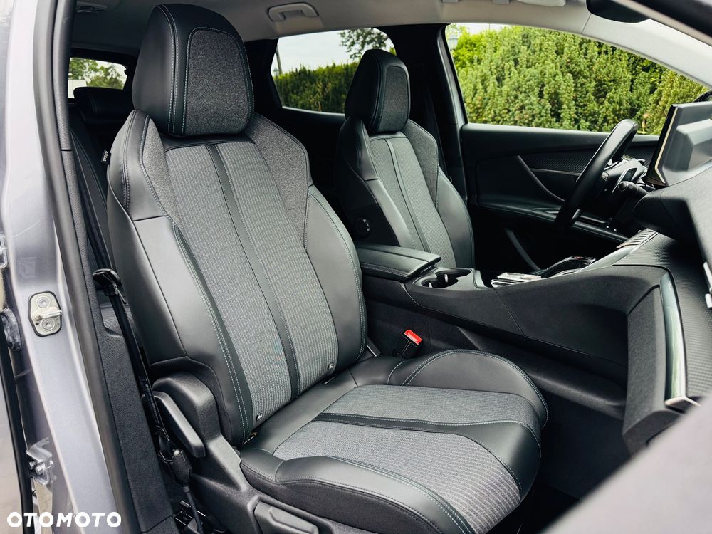Peugeot 3008 BlueHDi 130 Stop & Start EAT8 Allure Pack - 33