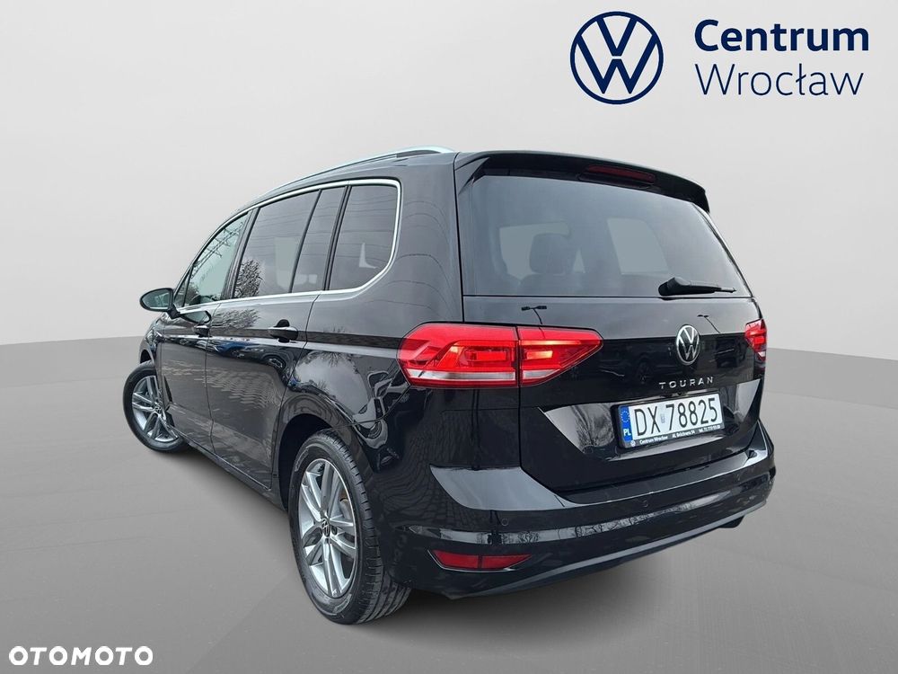 Volkswagen Touran - 3