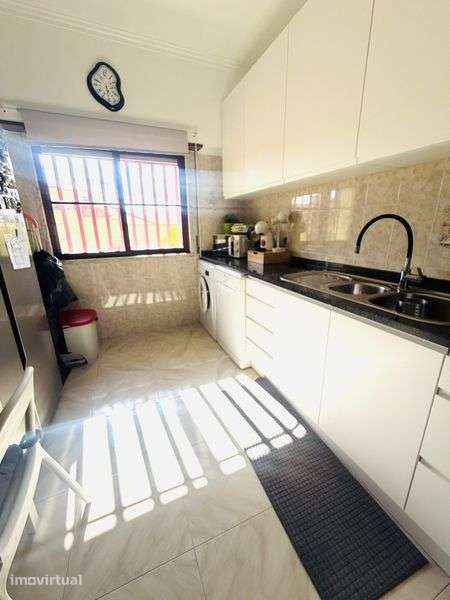 Apartamento T2 no Casal do Chapim - Odivelas - Grande imagem: 3/9