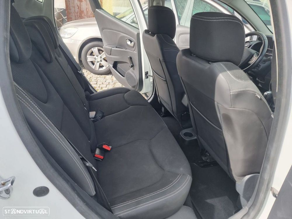 Renault Clio 1.5 dCi Dynamique S EDC - 16