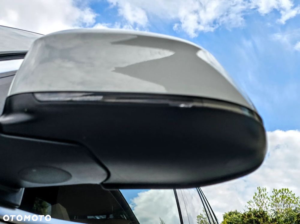 BMW X3 xDrive28i Sport - 38