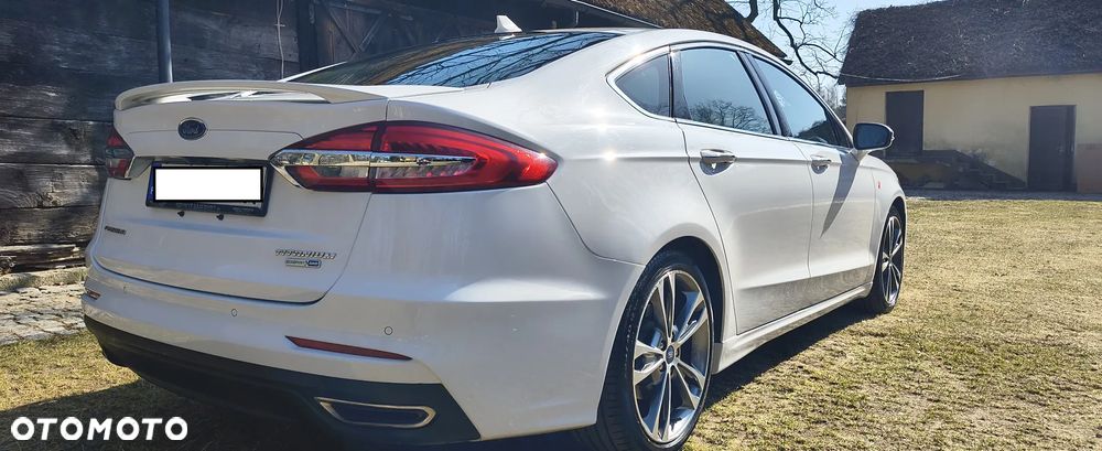 Ford Fusion - 20
