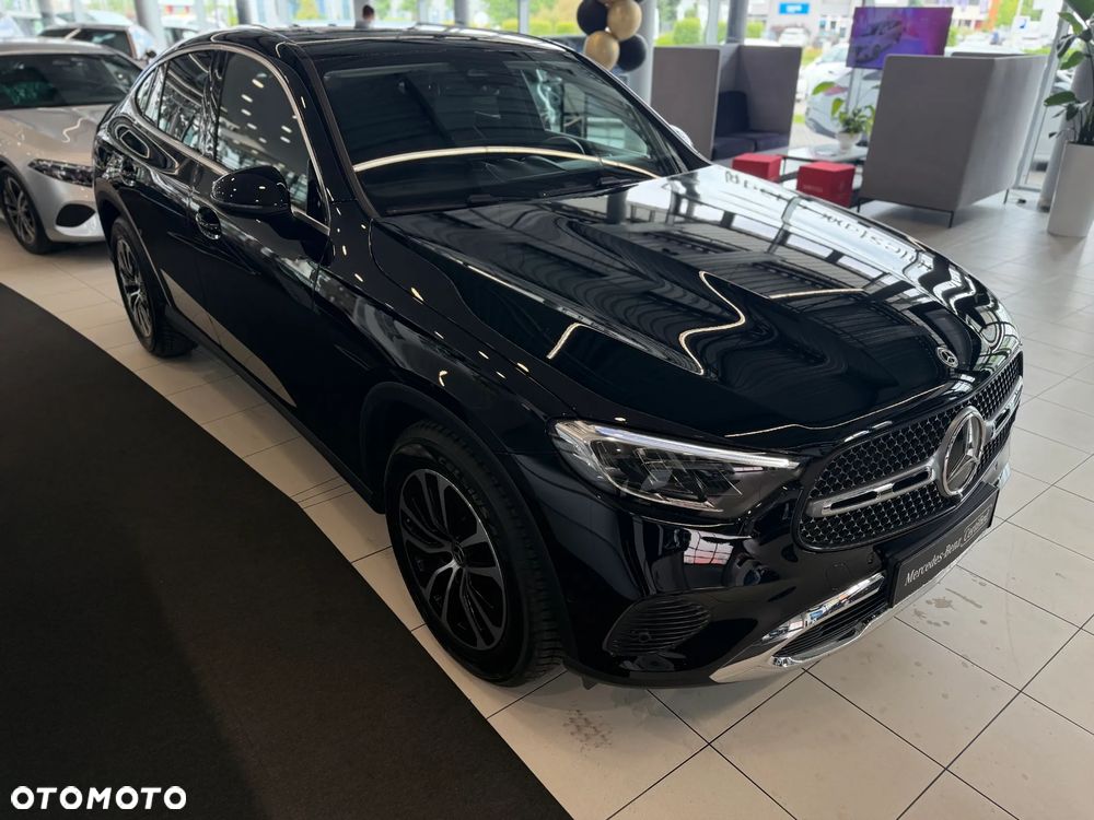 Mercedes-Benz GLC 220 d mHEV 4-Matic Avantgarde - 11