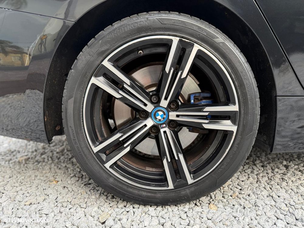 BMW 330 e Aut. M Sport - 29