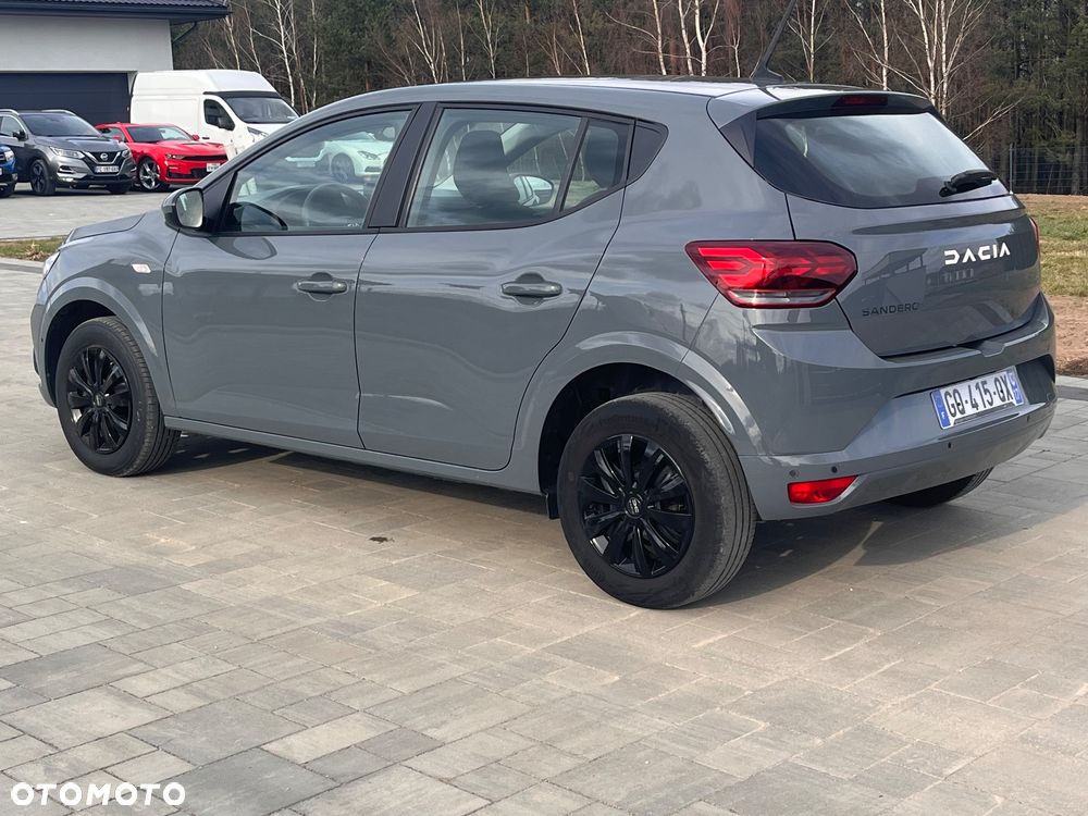 Dacia Sandero TCe 90 Essential - 7