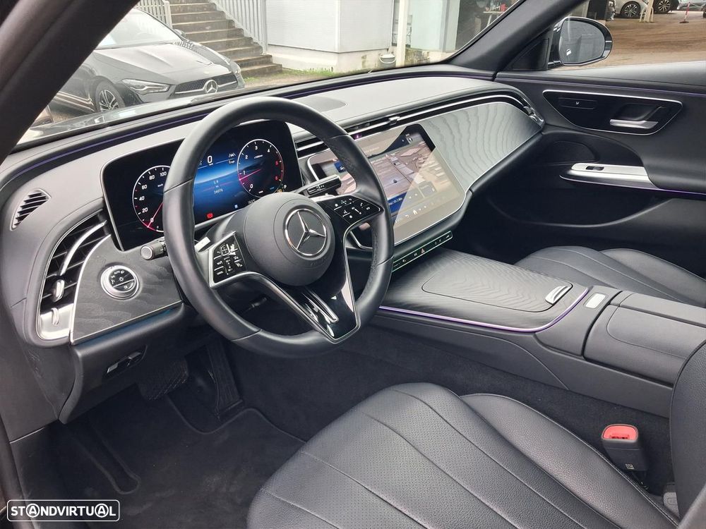 Mercedes-Benz E 220 - 11