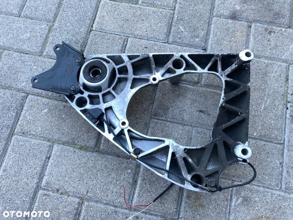 Mocowanie tłumika Quadro 3  350cm  14r - 3