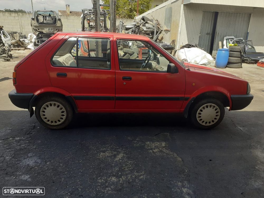 Nissan Micra para peças - 3