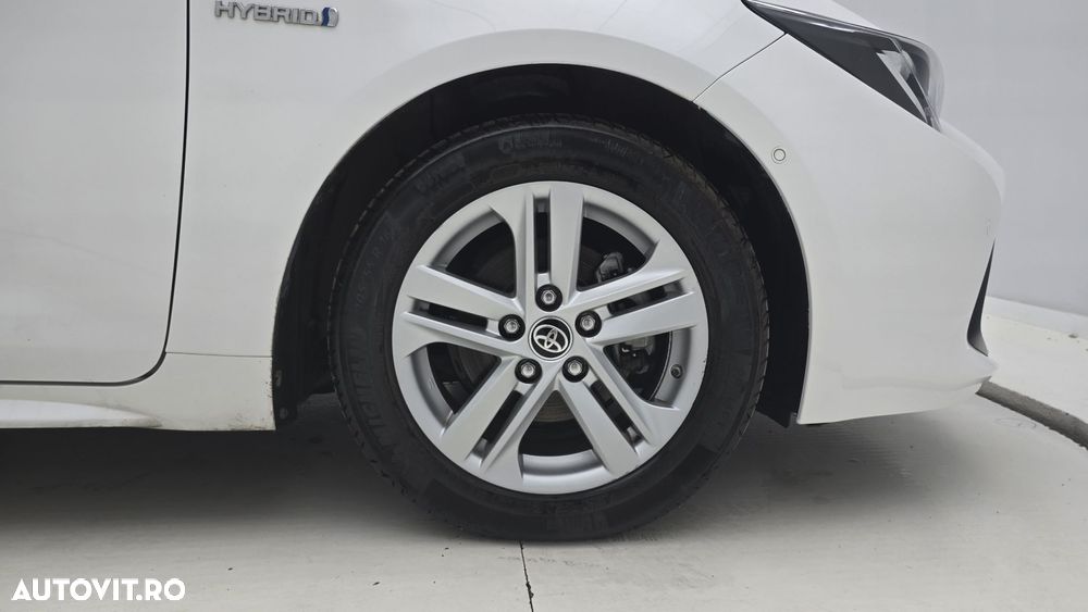 Toyota Corolla 1.8 HSD Business - 23