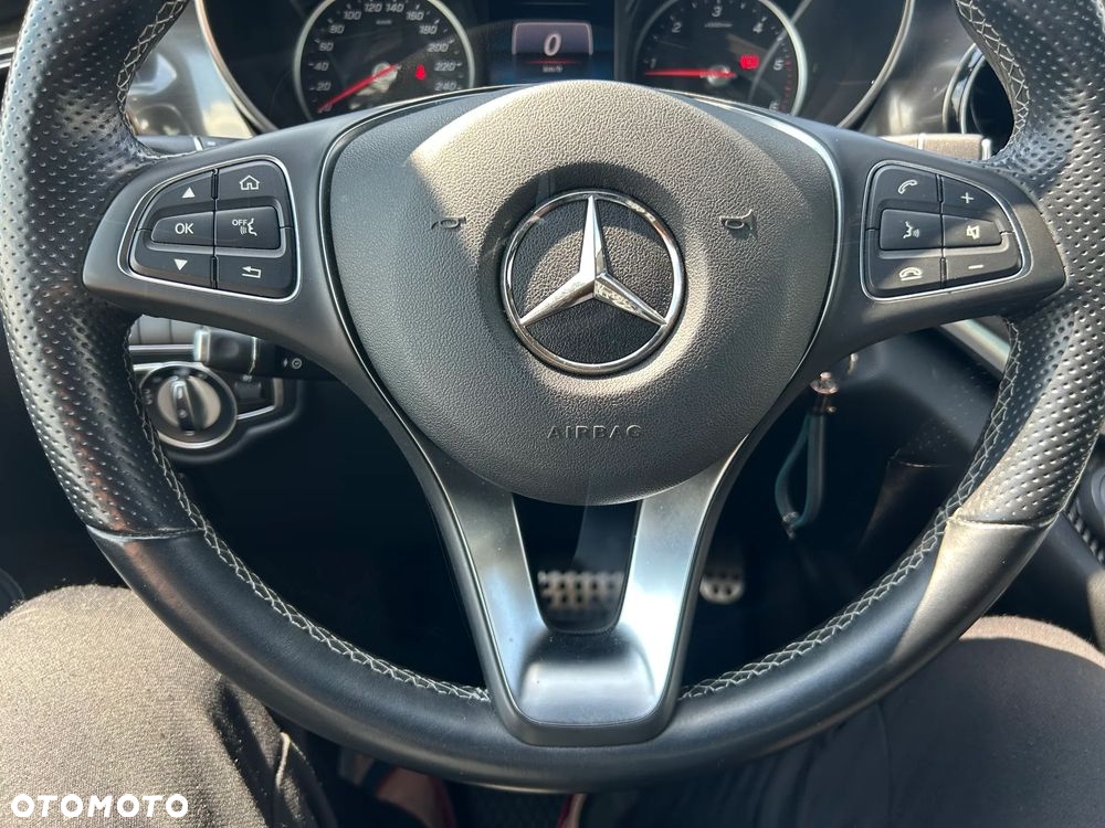 Mercedes-Benz Klasa V 300 d 9G-Tronic - 10