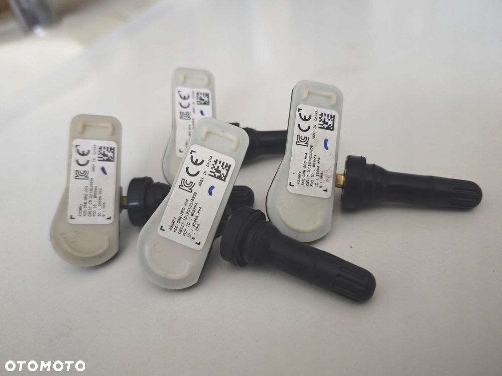 4x Czujnik ciśnienia kół TPMS Hyundai I10 i10 ix25 kia soul - 4