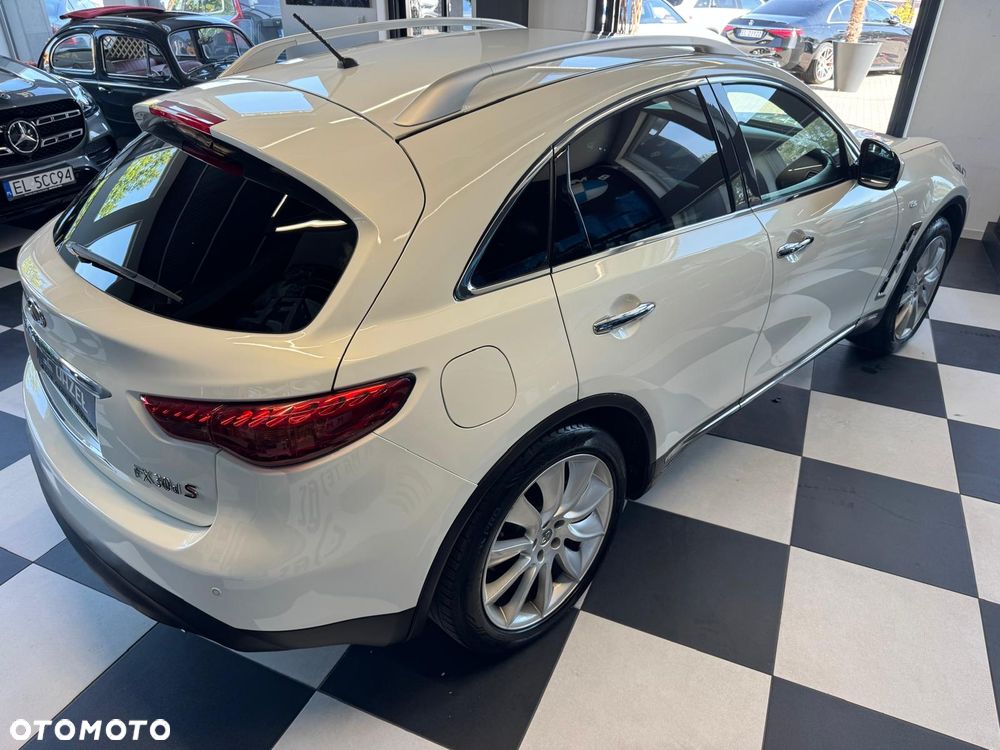 Infiniti FX FX30d S Premium - 11