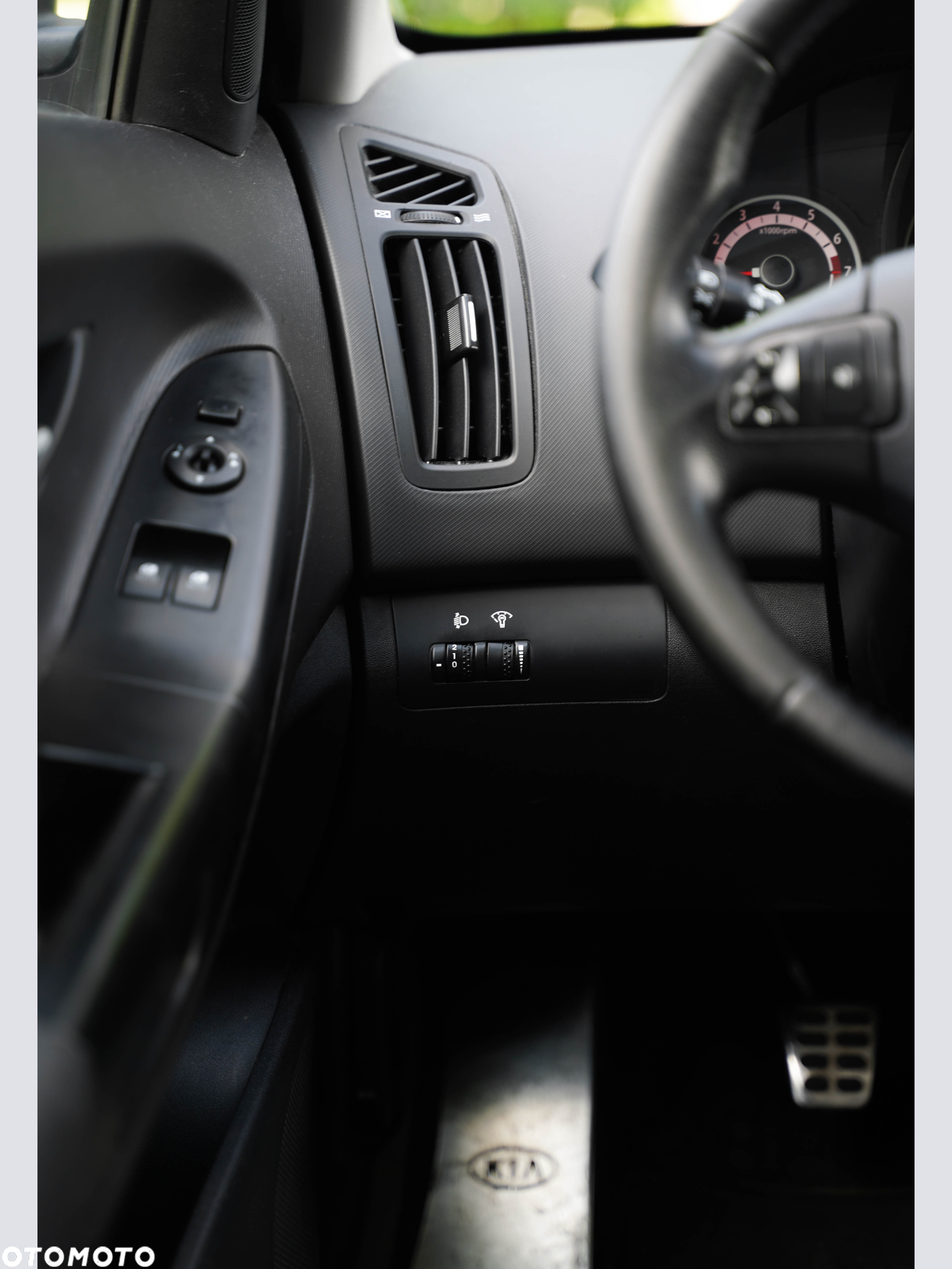 Kia ProCeed - 22