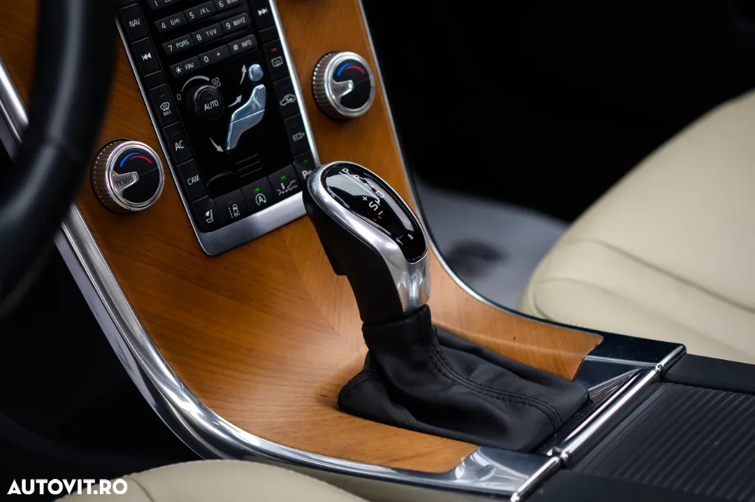 Volvo XC 60 - 10