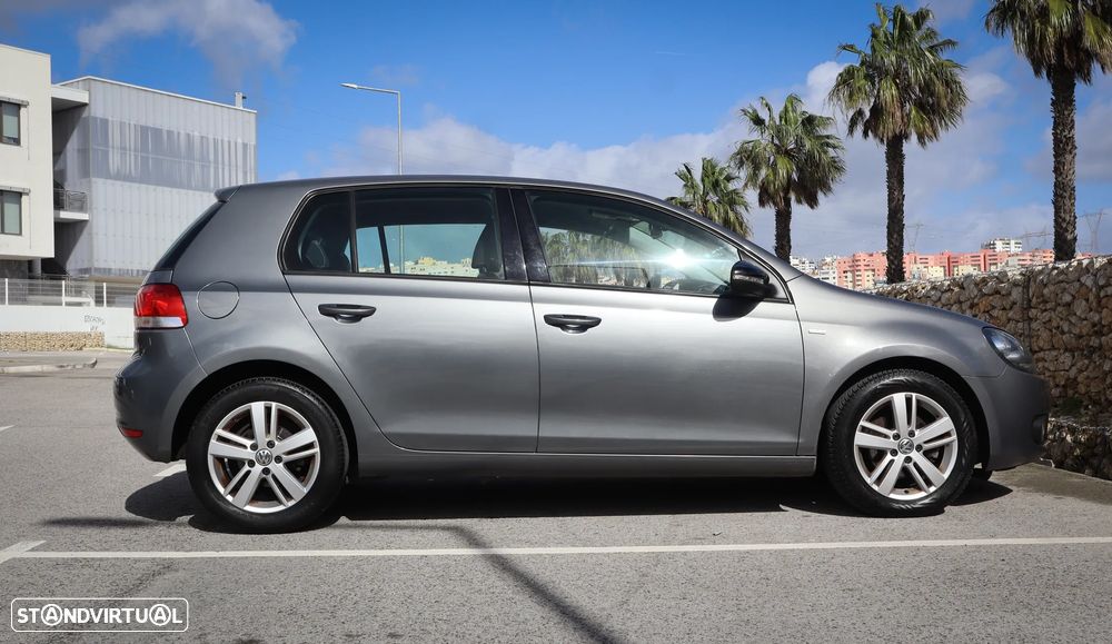 VW Golf 1.6 TDi DPF BlueMotion MATCH - 12