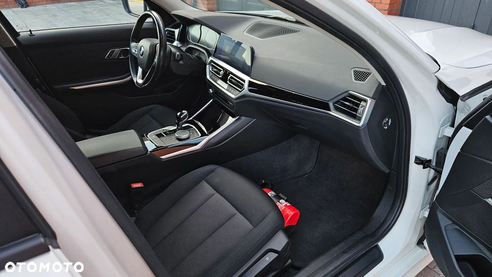 BMW Seria 3 - 14