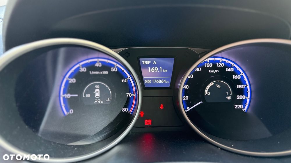 Hyundai ix35 2.0 Classic 2WD - 11