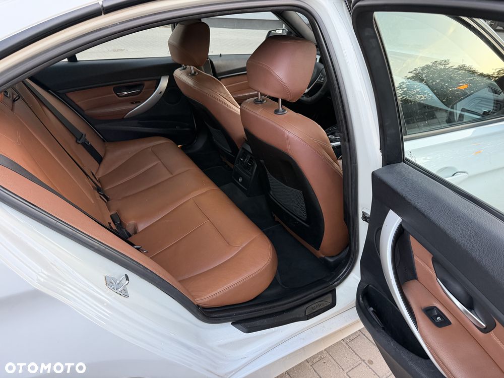 BMW Seria 3 - 11