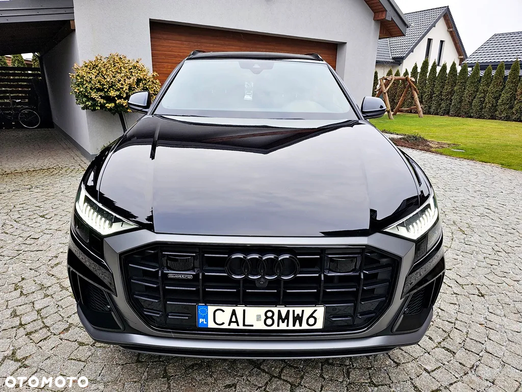 Audi Q8 - 2