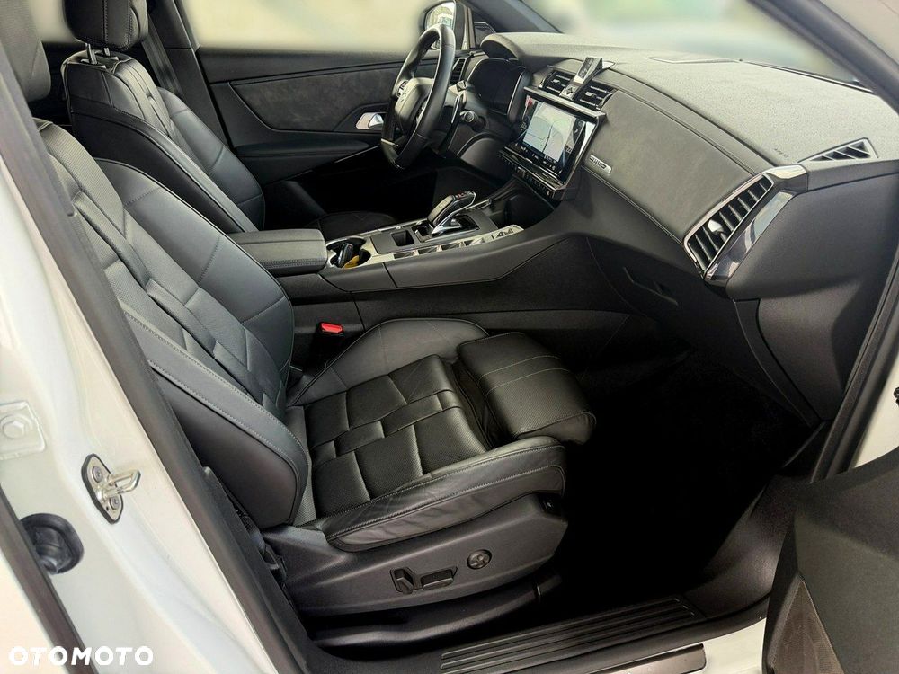 DS Automobiles DS 7 Crossback - 24