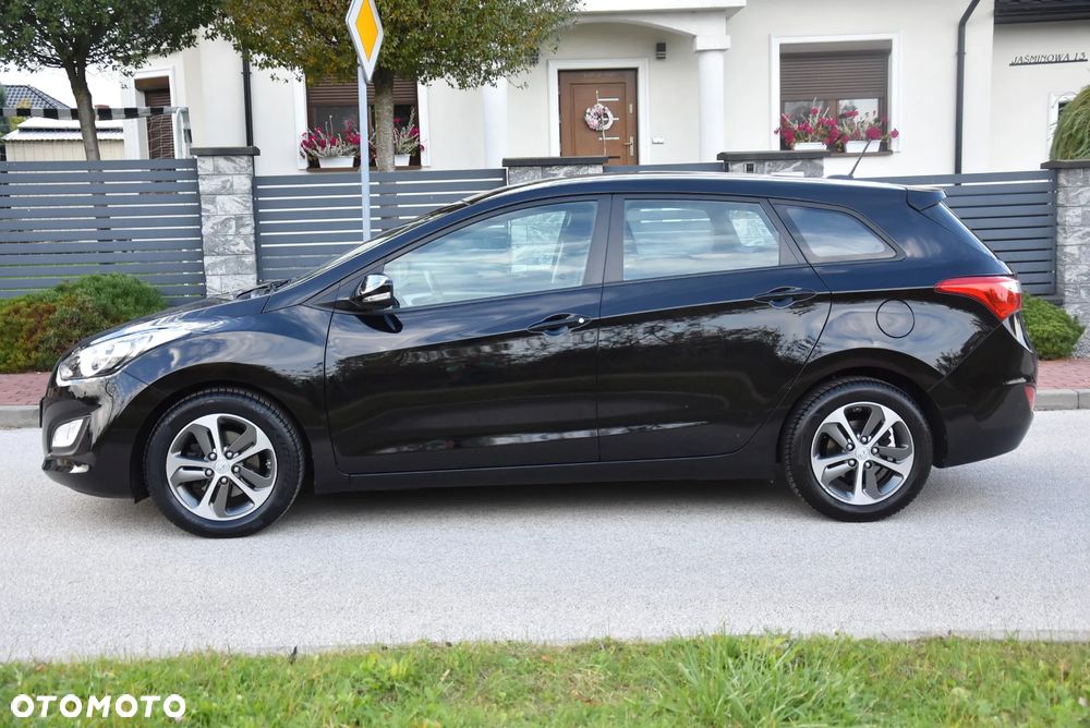 Hyundai i30 blue 1.4 Classic Navigation - 6